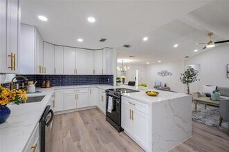 2613 Pin Oak Ln in Plano, TX - Building Photo - Building Photo