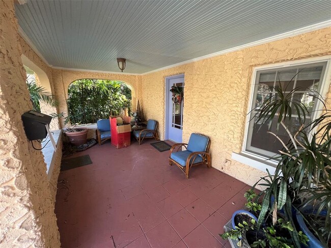 2108 W Dekle Ave in Tampa, FL - Building Photo - Building Photo