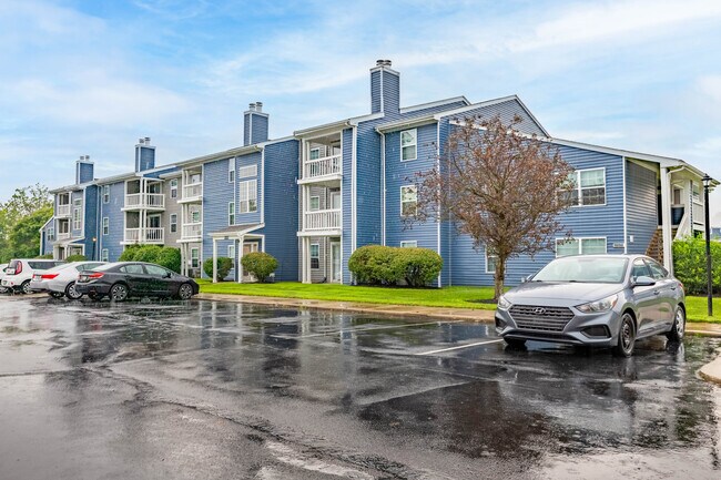 Chesapeake Landing in Centerville, OH - Foto de edificio - Building Photo