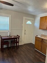 617 12th St in Huntsville, TX - Building Photo - Building Photo
