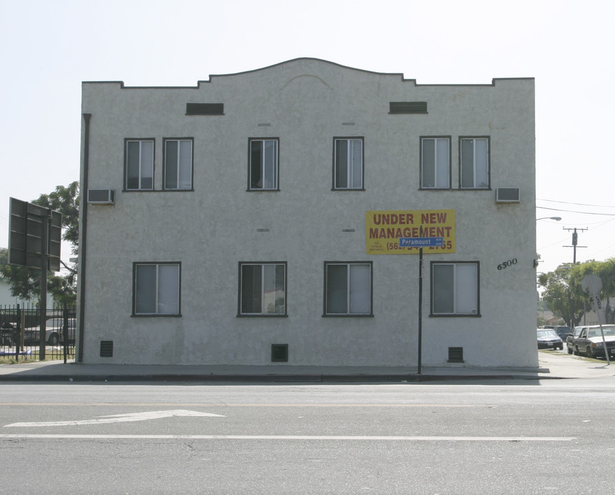 6500 N Paramount Blvd in Long Beach, CA - Foto de edificio