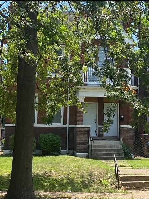 4426 Holly Ave in St. Louis, MO - Foto de edificio