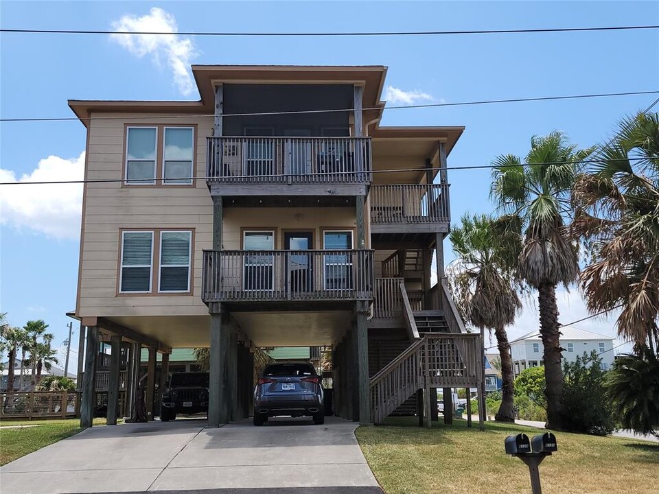 613 2nd St-Unit -A in Seabrook, TX - Building Photo