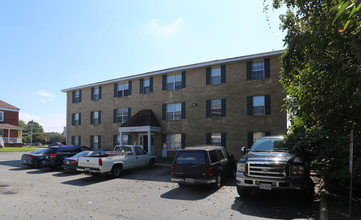 Prosper Apartments in Hampton, VA - Building Photo - Building Photo