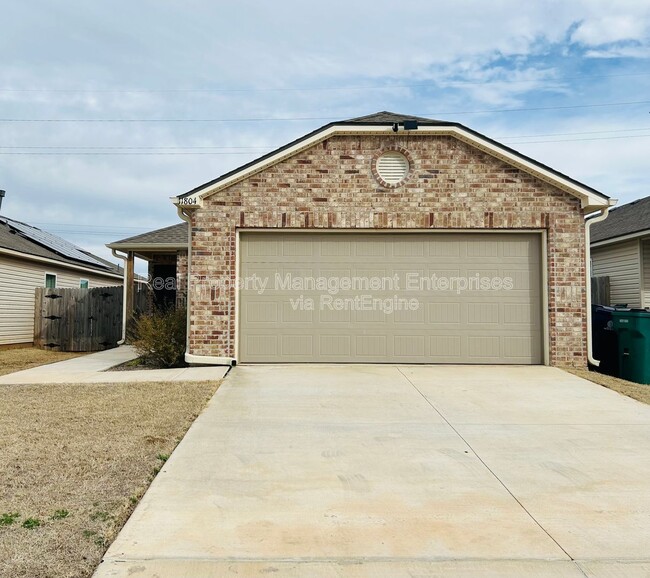 11804 Krew Wy in Yukon, OK - Foto de edificio - Building Photo