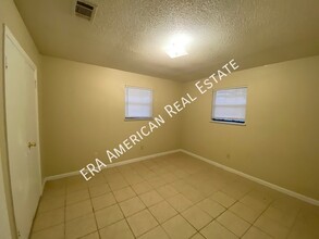 129 Twin Trees Dr in Defuniak Springs, FL - Building Photo - Building Photo