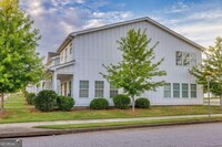 727 W Vincent Dr in Athens, GA - Building Photo - Building Photo