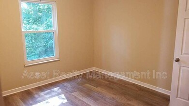 2817 Colt Dr NE in Knoxville, TN - Foto de edificio - Building Photo