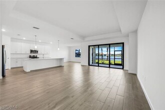 19421 Hinkley Dr in Estero, FL - Building Photo - Building Photo