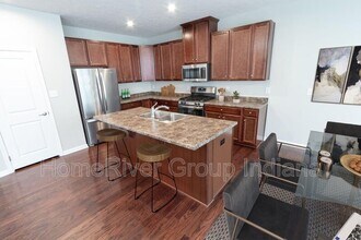 10439 Long Branch Dr in Brownsburg, IN - Building Photo - Building Photo