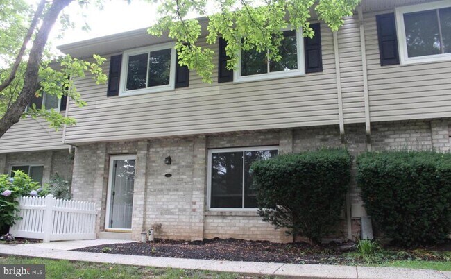 property at 306 Village Walk