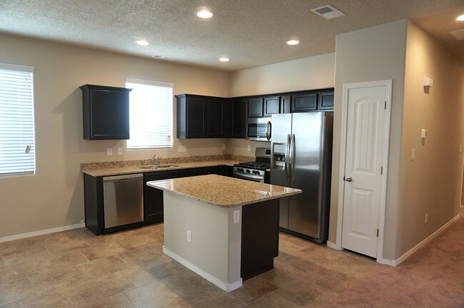 property at 5913 Colfax Pl NE