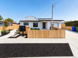 4511 Piute Pl in San Diego, CA - Building Photo