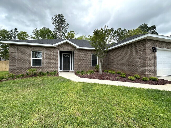 113 Tranquility Dr in Crestview, FL - Building Photo - Building Photo