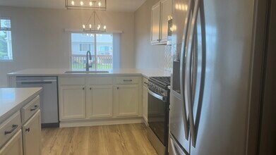 7406 Chucks Way, Unit 7406 in Loves Park, IL - Building Photo - Building Photo