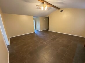 2106 Breckenridge Terrace in Greenwood, AR - Building Photo - Building Photo