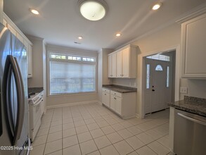 1507 W Morning Dove Cir in Wilmington, NC - Foto de edificio - Building Photo