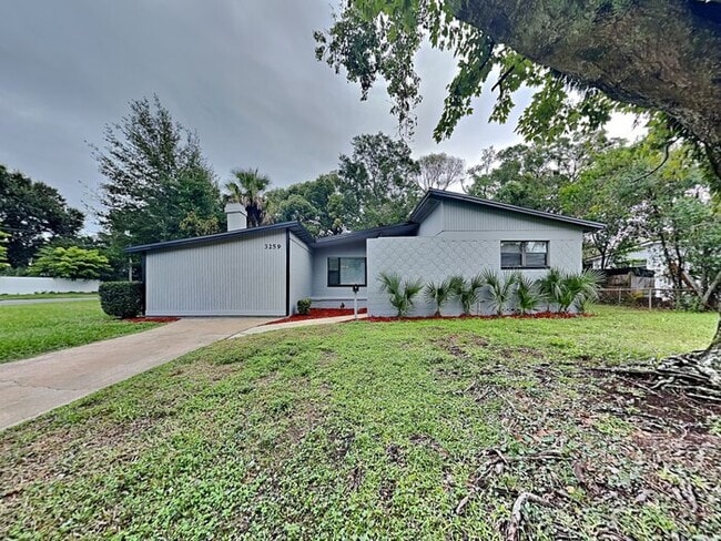 property at 3259 Cesery Blvd