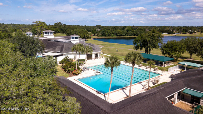 7987 Hollyridge Rd in Jacksonville, FL - Building Photo - Building Photo