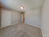 144 Crown Side Dr photo'