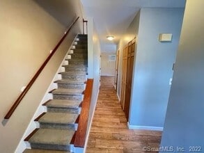 268 Hartford Turnpike in Tolland, CT - Building Photo - Building Photo