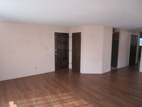 579 SE Knowledge St in Prineville, OR - Building Photo - Building Photo