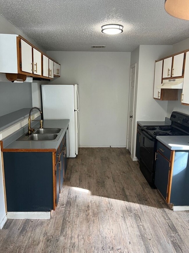 property at 405 Fantail Loop