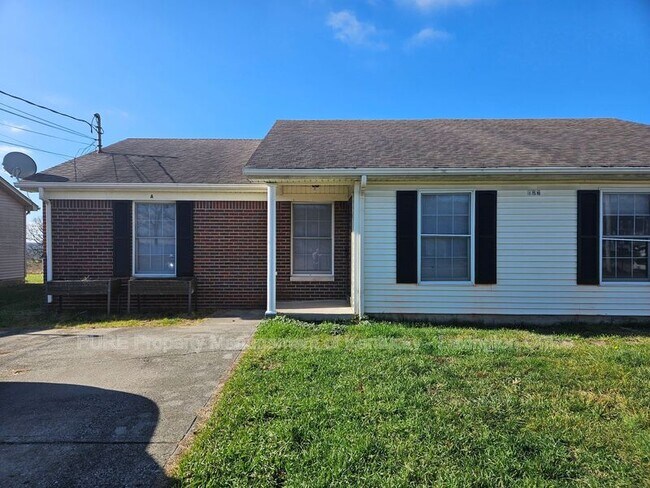 186 Daisy St in Harrodsburg, KY - Building Photo - Building Photo