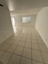 5817 Blueberry Ct in Lauderhill, FL - Building Photo - Building Photo