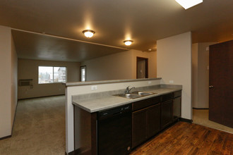 Bel Cielo Apartments LLC in Post Falls, ID - Building Photo - Interior Photo