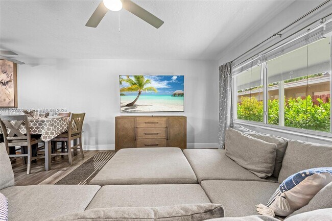 1208 NE 5th Ave in Fort Lauderdale, FL - Foto de edificio - Building Photo