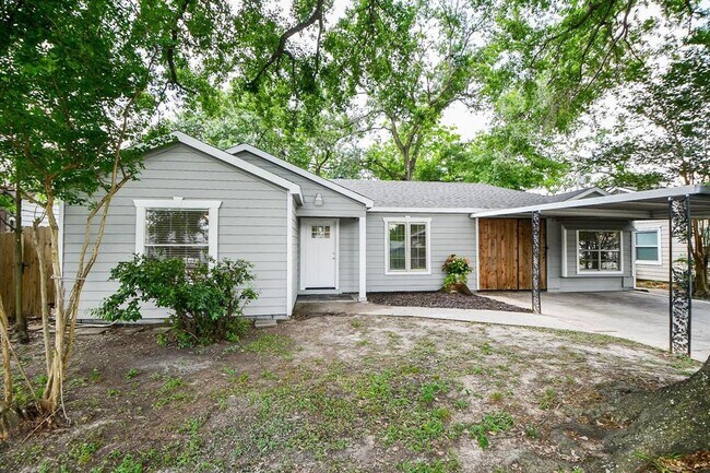 44 Farrell St in Houston, TX - Building Photo - Building Photo