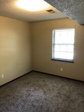 2709 NW 6th St in Blue Springs, MO - Building Photo - Building Photo