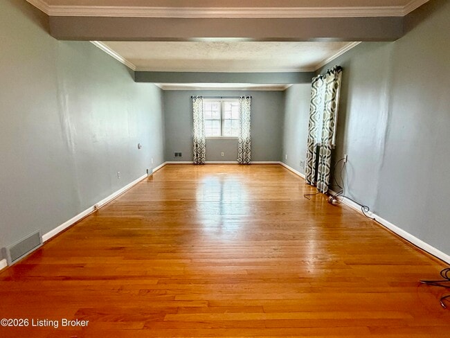 2610 Veterans Pkwy in Jeffersonville, IN - Building Photo - Building Photo