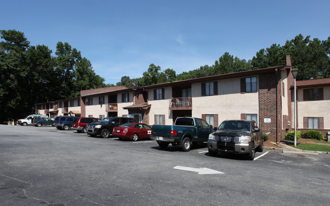 Carmel Creek Apartments in Atlanta, GA - Foto de edificio - Building Photo