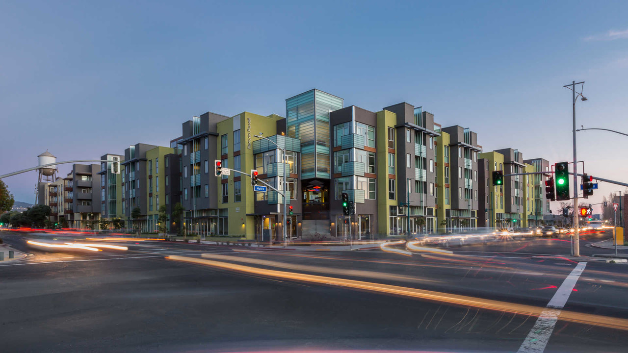 Parc on Powell in Emeryville, CA - Building Photo