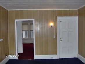 39 Chestnut Ave, Unit 2 in Waterbury, CT - Building Photo - Building Photo