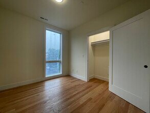 60 Cameron St in Brookline, MA - Foto de edificio - Building Photo