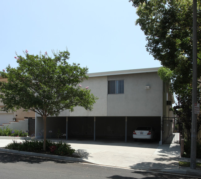 442 E Santa Anita Ave in Burbank, CA - Foto de edificio - Building Photo