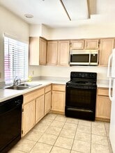 18650 Caminito Cantilena, Unit 294 in San Diego, CA - Foto de edificio - Building Photo