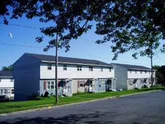 95 Niagra St in Oswego, NY - Building Photo