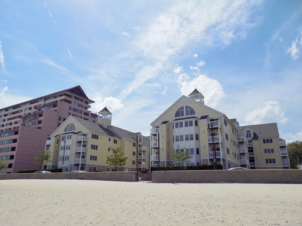 361 Revere Beach Pky, Unit #309 in Revere, MA - Building Photo