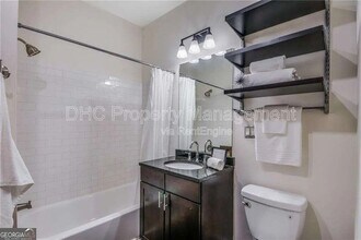 659 Auburn Ave NE in Atlanta, GA - Building Photo - Building Photo