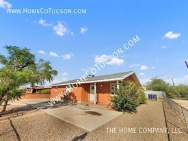 1051 S 4th Ave in Tucson, AZ - Building Photo