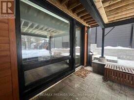 7 Glen Eden Crescent in Toronto, ON - Building Photo