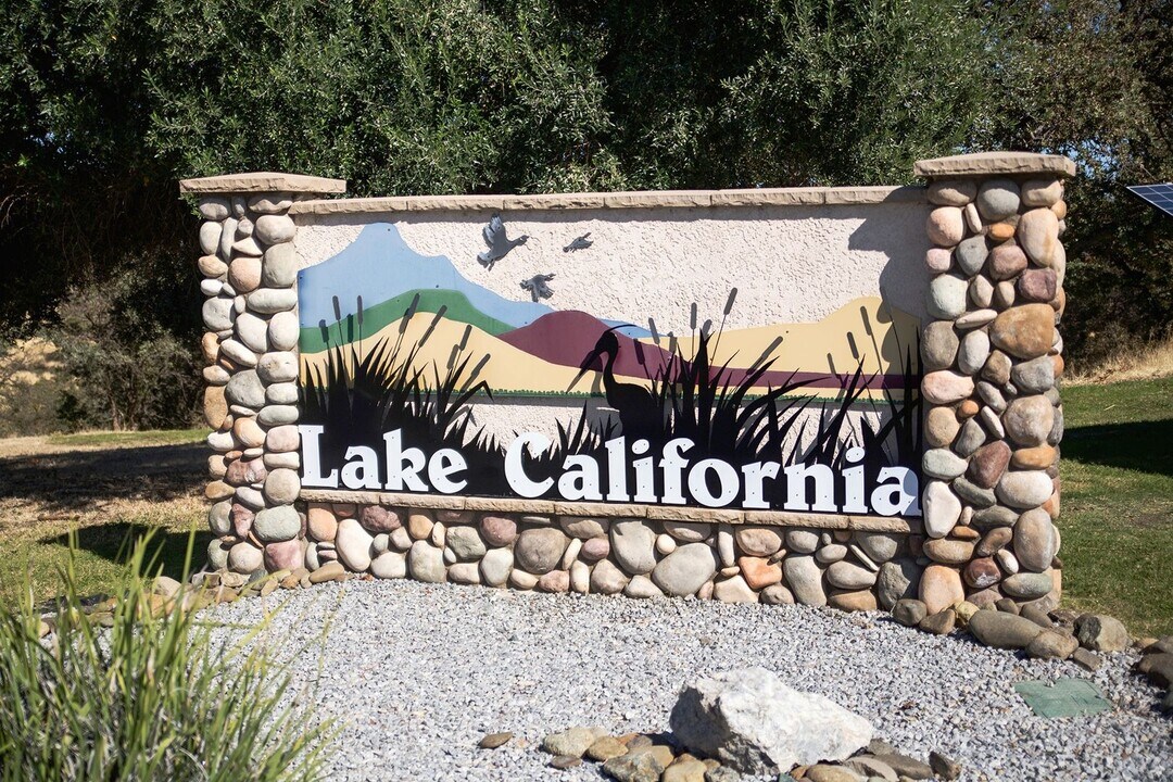19009 Compass Dr in Cottonwood, CA - Building Photo