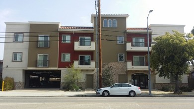 6212 Fulton Ave in Van Nuys, CA - Building Photo - Building Photo