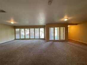 1303 Northlake Dr in Richardson, TX - Building Photo - Building Photo