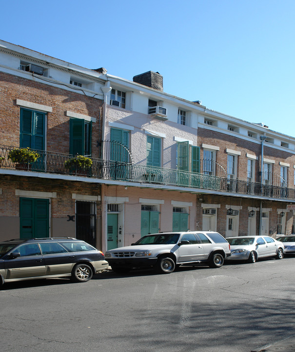 935 Dumaine St in New Orleans, LA - Building Photo