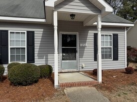 1216 Stoneridge Ln in Rocky Mount, NC - Building Photo